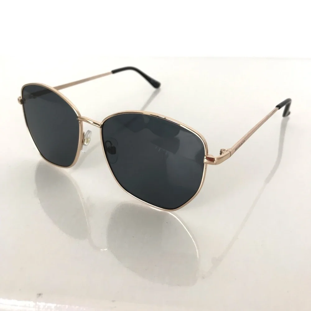 Frye and Co. Women's Gold Toned Aviator Sunglasses Metal Frames
